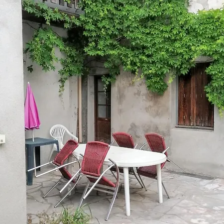 アパート A Neris-les-bains, 20 M², Avec Terrasse C